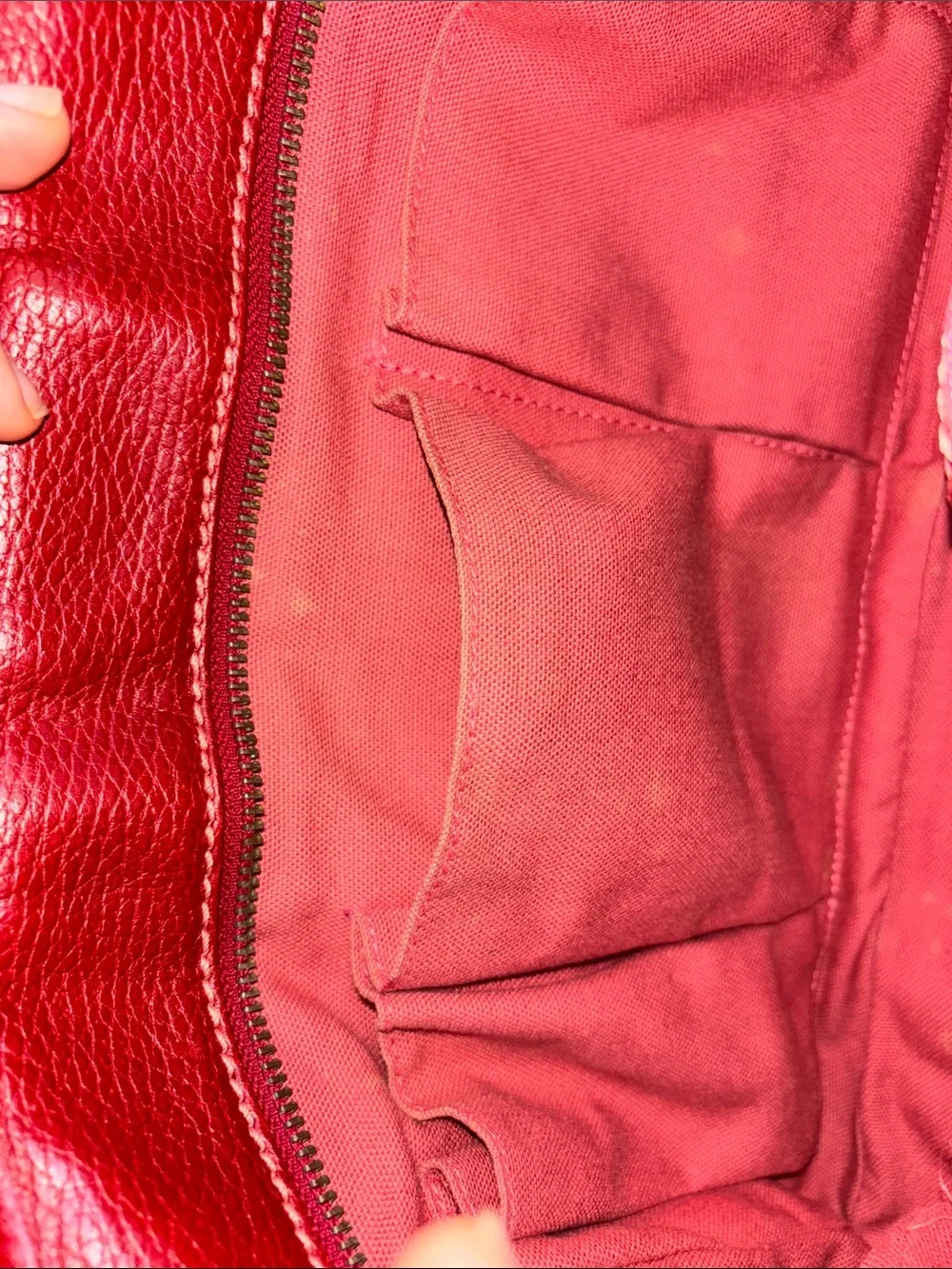 Isabella Fiore Red and Pink Circle-Print Tote with Ring Detail